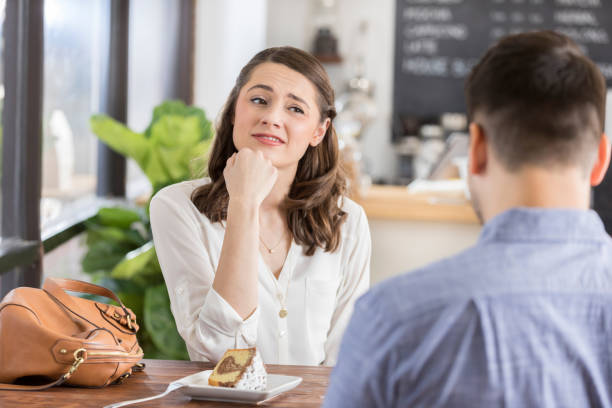 will we ever pay attention to red flags when dating?